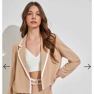 DO+BE Women's Beige Blazer with White Accents